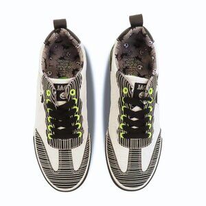 Nightmare Before Christmas Men's Low Top Laced Sneaker, White, 11